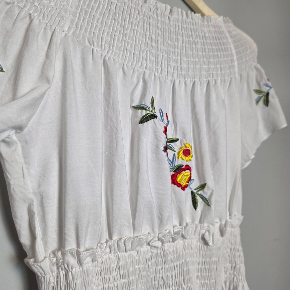 Floral Embroidered Smocked Off Shoulder Mini Dress White Size Small - Picture 3 of 9